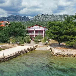 rezervirajte ovdje
